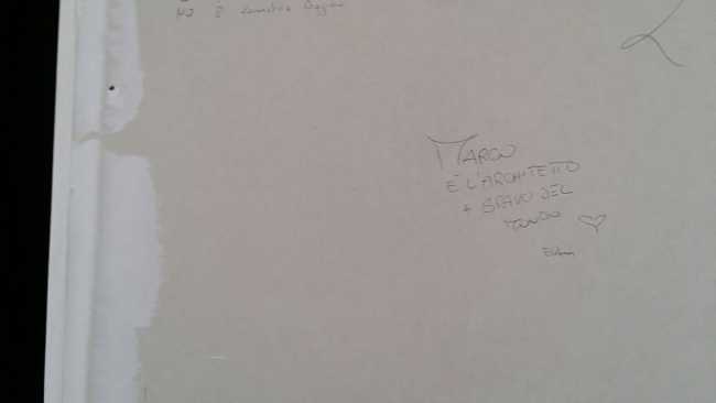 Volúmenes dinámicos y materialidad de madera maciza: la reestructuración crea atmósferas contemporáneas en torno al jardín de invierno