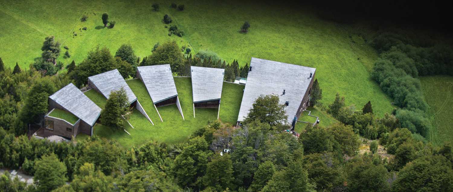 Uman Lodge en Chile, texturas de madera y vistas impresionantes