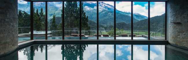 Uman Lodge in Cile, texture di legno e viste mozzafiato