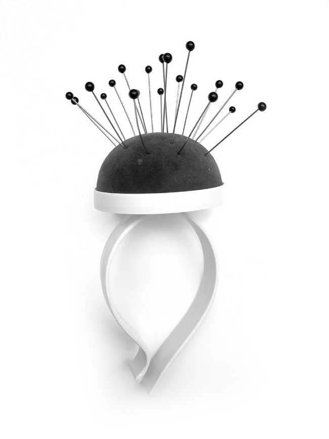 Alfie. Functionality and playfulness to modulate light in a sartorial way