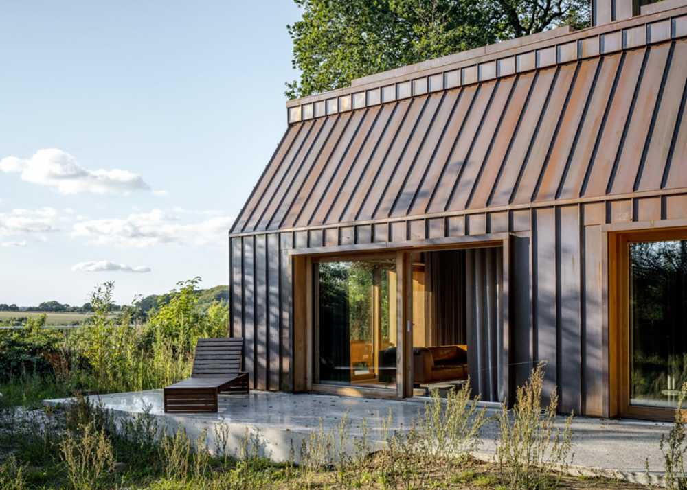 Psychophysical wellbeing and nature in order to make working a delight: the Author's House immersed in the forest