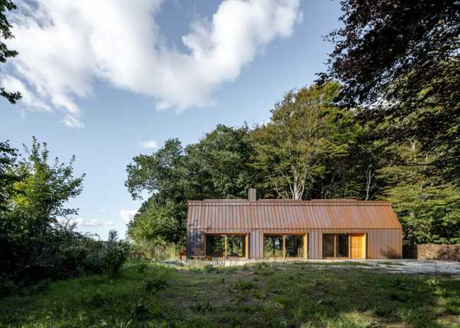 Benessere psicofisico e natura per rendere il lavoro una gioia: la Author’s House immersa nella foresta