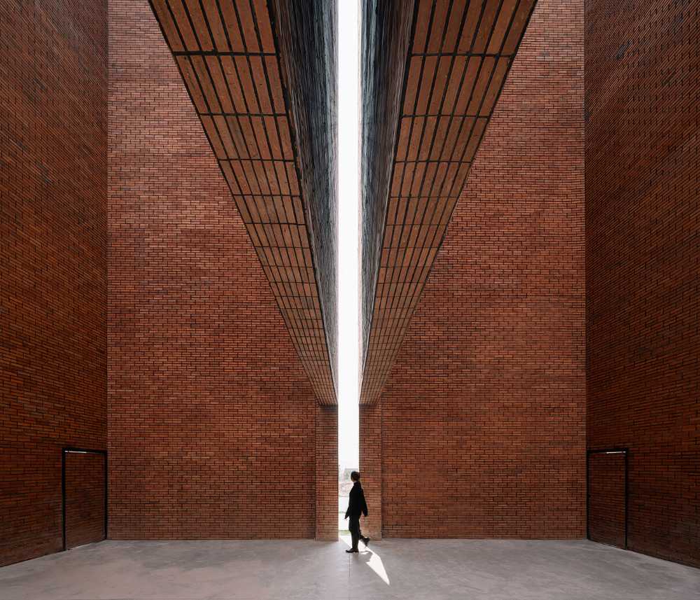 Discovering the soul hidden in an old building and bringing it back to light: TaoCang Art Center