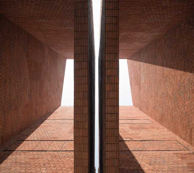 Discovering the soul hidden in an old building and bringing it back to light: TaoCang Art Center