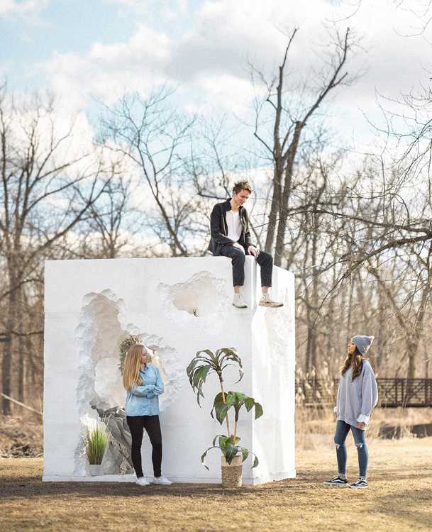 Final Foam Home: the power of erosion to shape architectural space