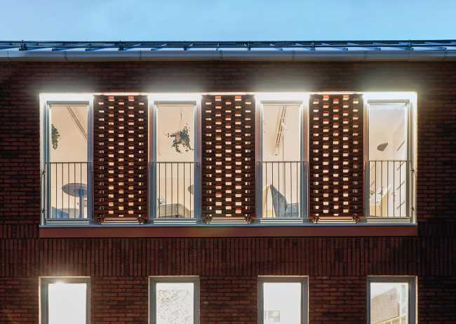 The new in the old. Historical DNA for the innovative design of the new Kaviné coffee house