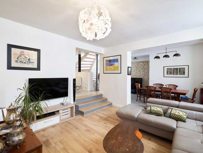 The roof terrace, an exclusive environment to experience the seasons in the heart of France