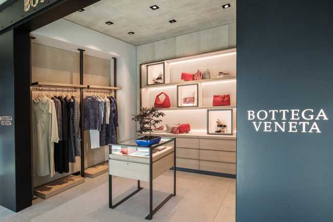 Càos. La celebración del producto se realiza en un espacio exclusivo