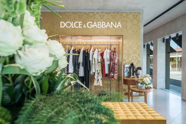 Càos. La celebración del producto se realiza en un espacio exclusivo