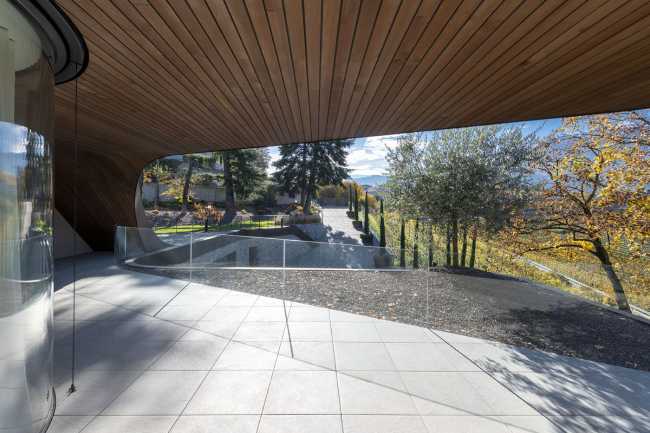 An organised architecture for Villa EB. A luxurious residence on the renowned Strada del Vino
