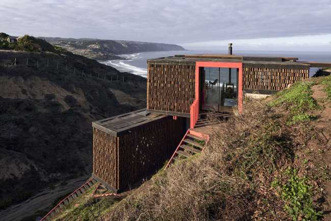 Une architecture surplombant l'océan, la Panal House est un spectateur ensorcelant du paysage chilien