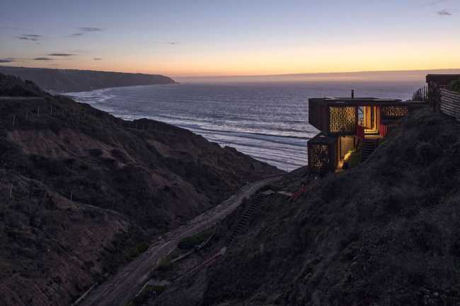 Une architecture surplombant l'océan, la Panal House est un spectateur ensorcelant du paysage chilien