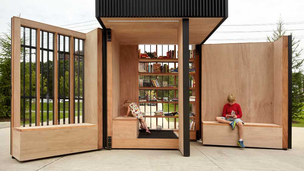The Story Pod: a landmark dedicated to the art of daily reading, and an intimate urban lantern by night