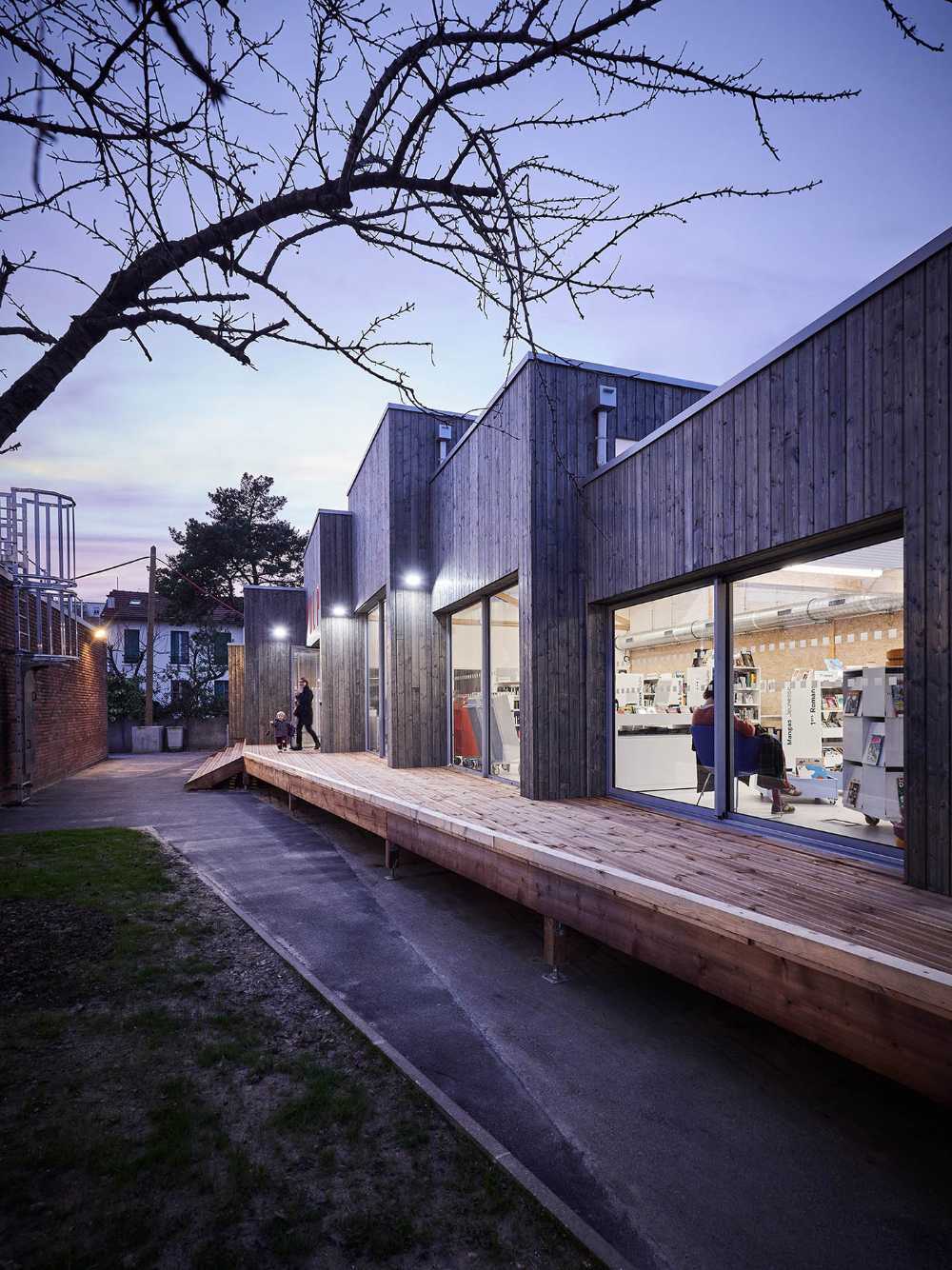 The PULP - Small Public Library Units for free and open culture with a cascade effect