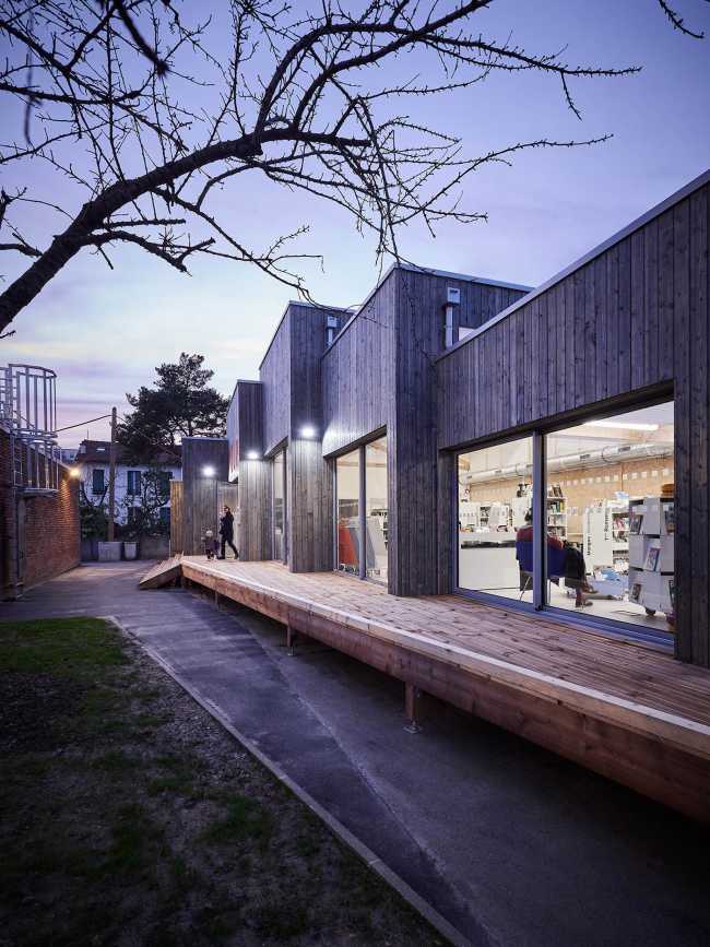 The PULP - Small Public Library Units for free and open culture with a cascade effect