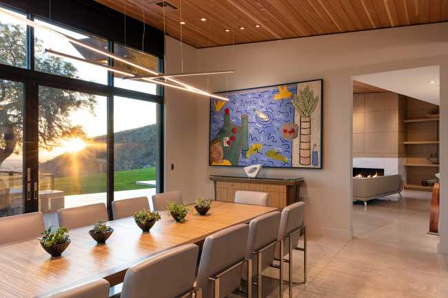 Cholla Vista: monumentale baldacchino dai soffitti angolati si proietta su Paradise Valley