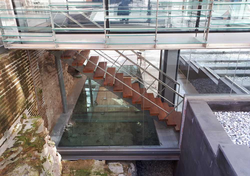 The Urban Redevelopment around the Theodosius Cistern in Istanbul breaks down time barriers by bringing awareness of the hidden historical heritage