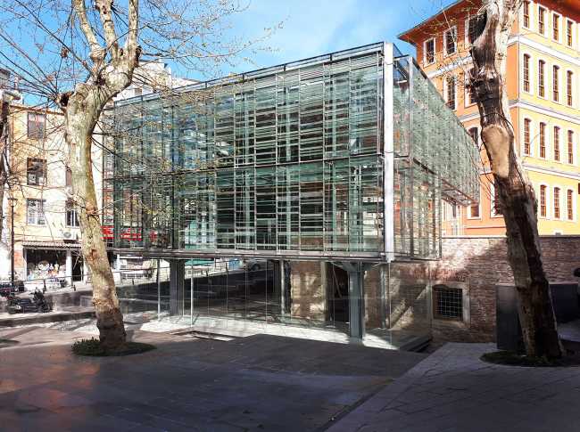 The Urban Redevelopment around the Theodosius Cistern in Istanbul breaks down time barriers by bringing awareness of the hidden historical heritage