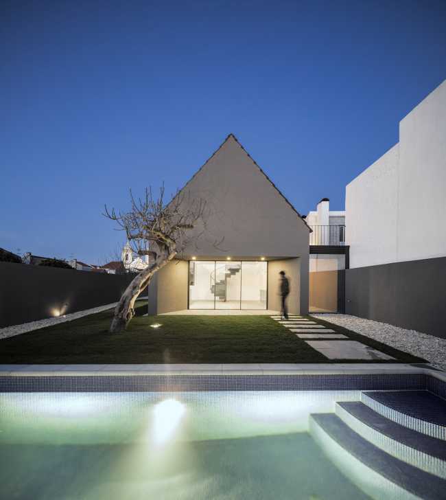 Architecture en tant que réélaboration de ses origines: Casa Amélia