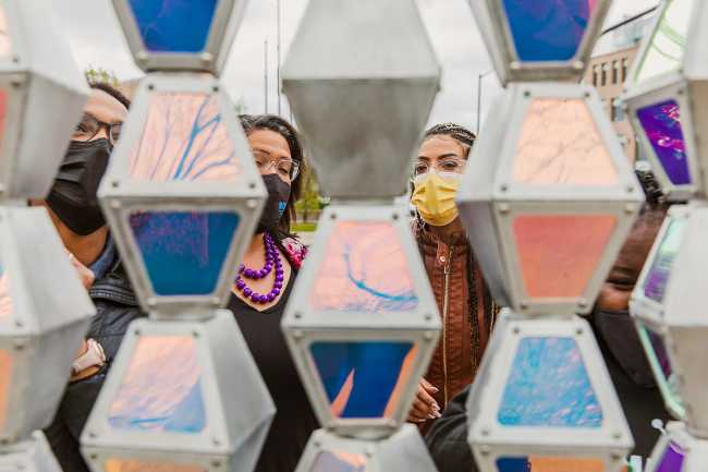 Ripple Installation: el valor del juego para derribar las barreras sociales