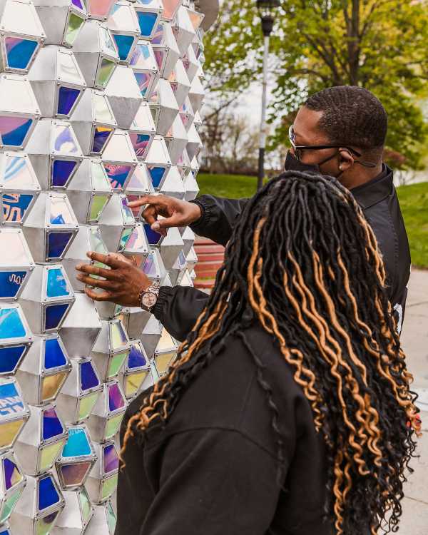 Ripple Installation: el valor del juego para derribar las barreras sociales