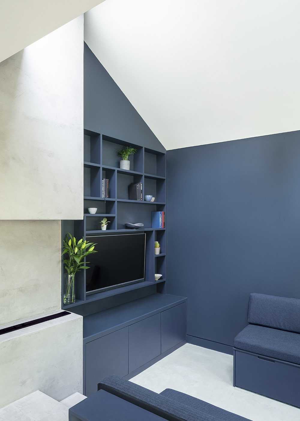 An extra 30sqm in wood and concrete for a Victorian House in South London