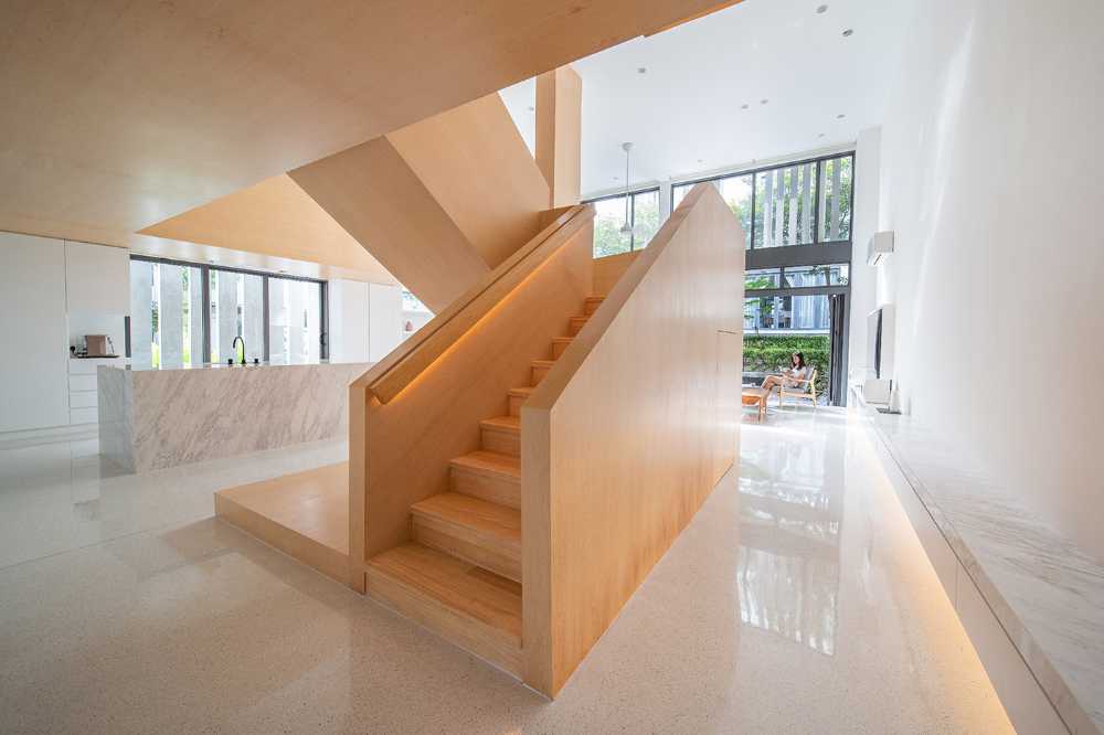 L’architettura usa la materialità del legno per intensificare l’esperienza dello spazio: la nuova Makio House