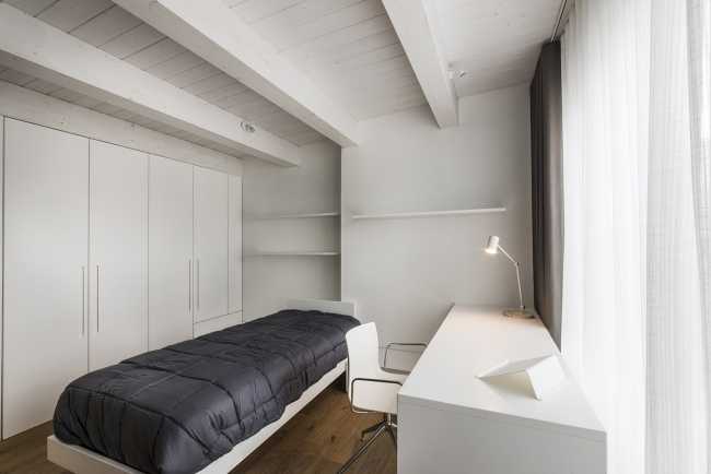 Apartamento histórico de la provincia de Bari cobra nueva vida gracias a un mood-board tan sencillo como sofisticado