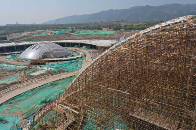 Taiyuan Botanical Garden project where the nature and the architecture interact harmoniously