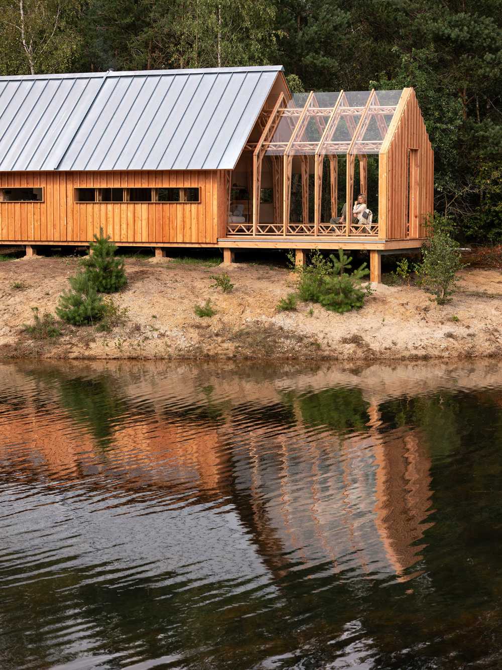 Une maison pour vivre n'importe où dans le monde, une tenue de vie que vous pouvez changer selon votre personnalité : la cabine ANNA