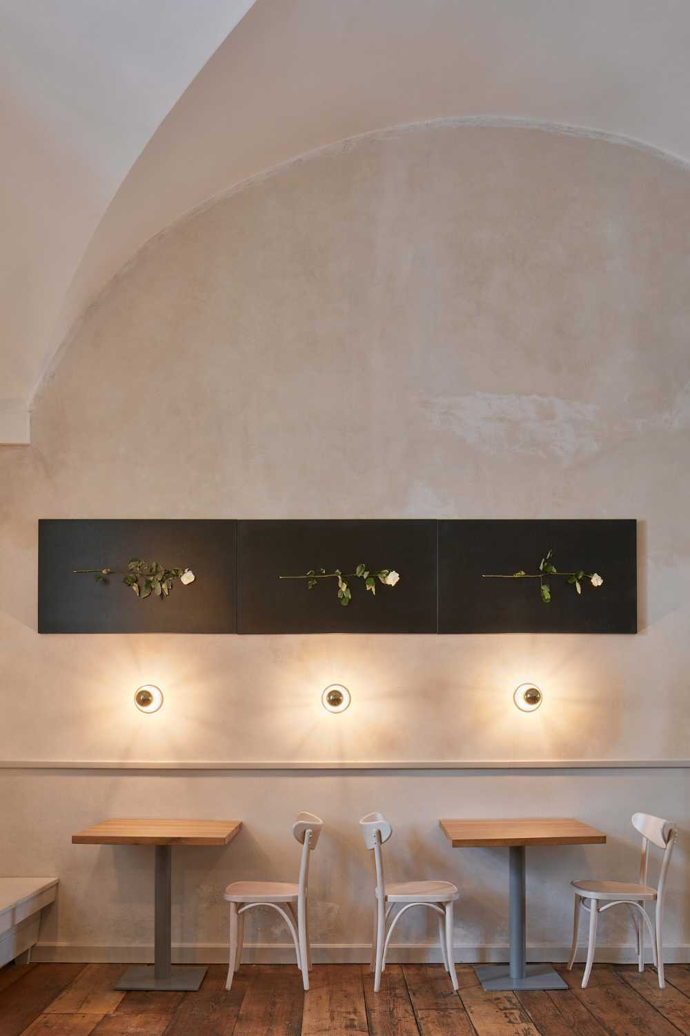 Baroque Restaurant Three Roses in Broumov Monastery, amidst arches and vaults, is offering you a unique architectural and gastronomic experience