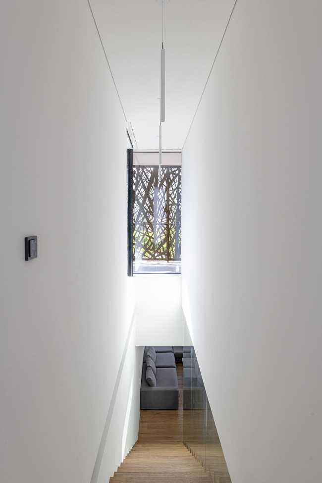 House P2, l'architecture raconte le porphyre de Monticolo et les vignobles de Mendola