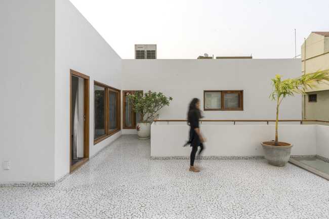 L'espace qui embrasse la nature et toute la famille : Courtyard House