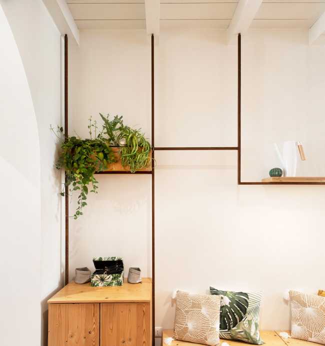 Design dalle linee sottili e una moodboard naturale per il Bloom 33 Botanic Bar di via Mazzini a Crema