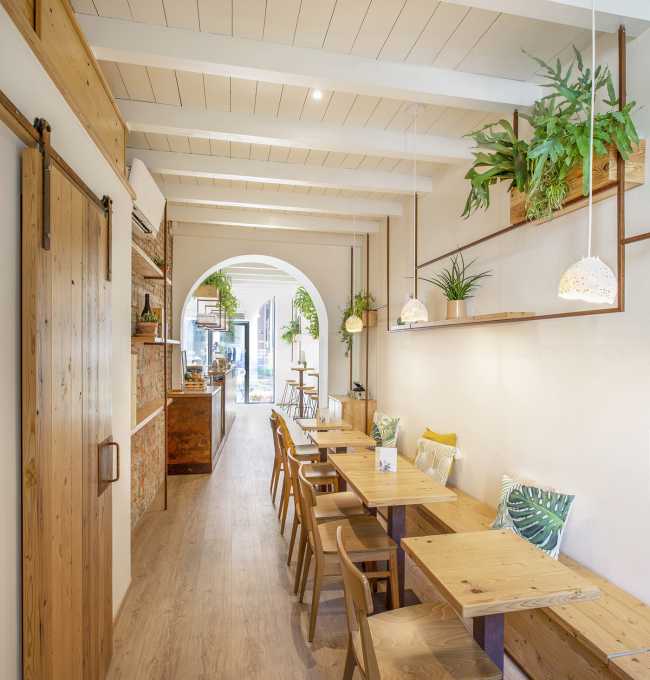 Design dalle linee sottili e una moodboard naturale per il Bloom 33 Botanic Bar di via Mazzini a Crema