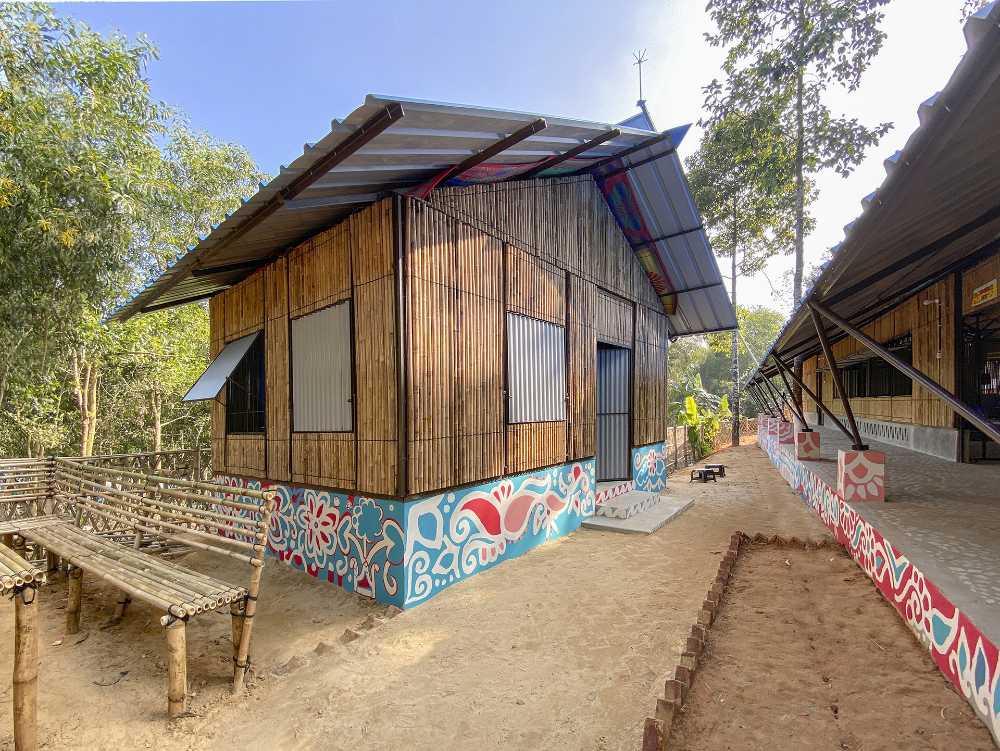 Hindupara Integrated Community Center: arquitectura de integración y uso compartido