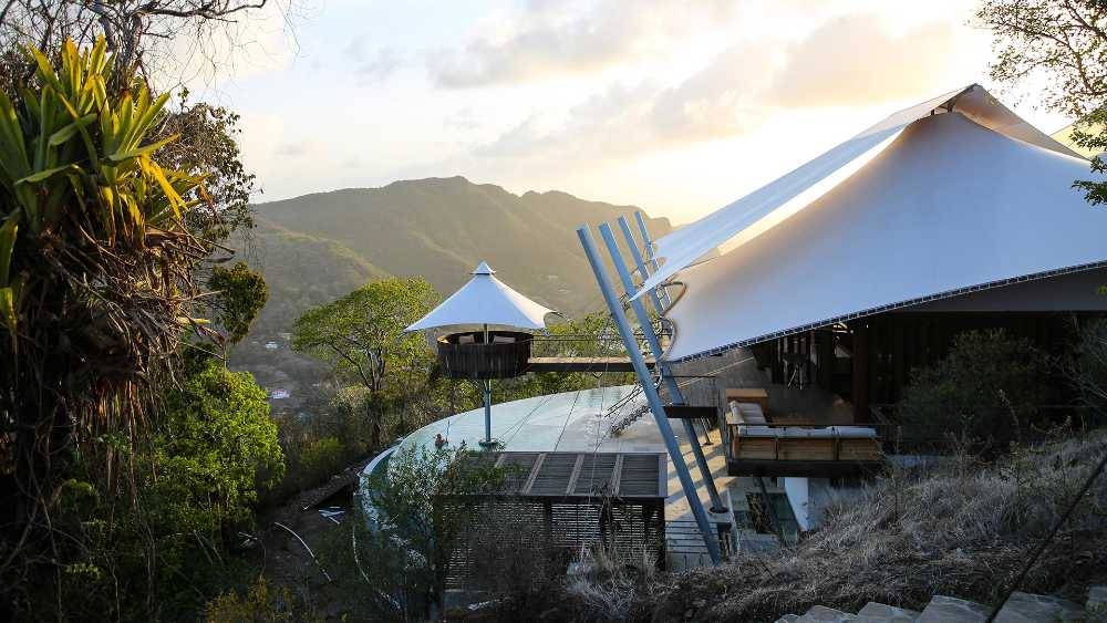 The Sail House: the sailboat which inspires the design of a Californian villa