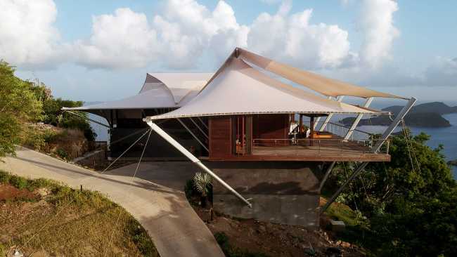 The Sail House: the sailboat which inspires the design of a Californian villa