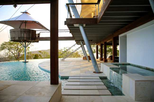 The Sail House: the sailboat which inspires the design of a Californian villa