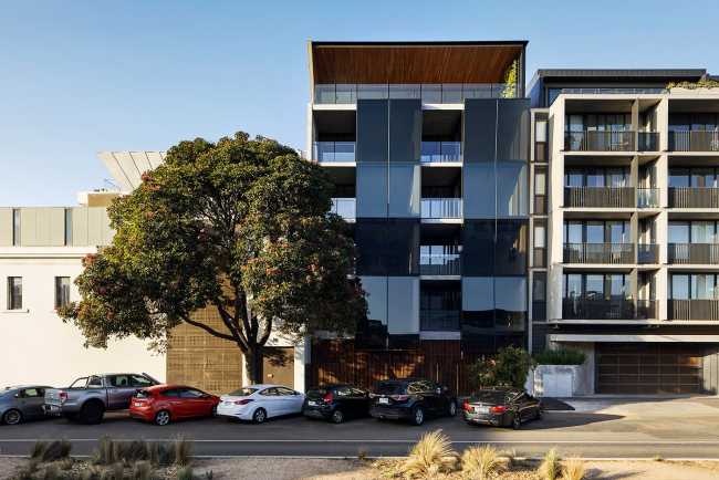 Facciate ispirate a sculture cinetiche e appartamenti boutique: l’Alumuna Residence a Melbourne