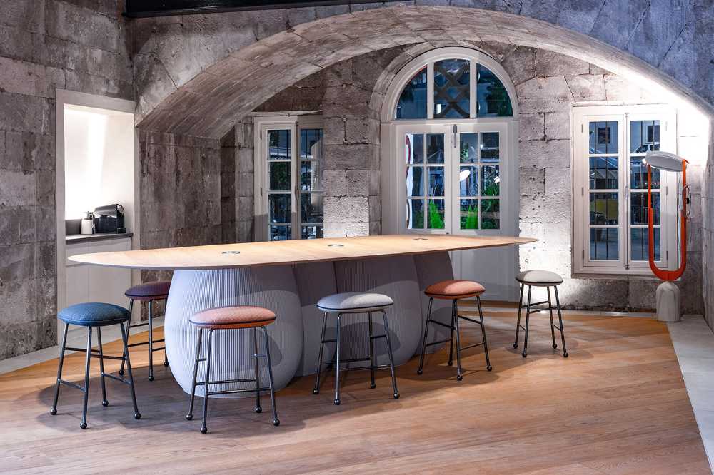 XAPO, a cryptocurrency bank in an abandoned army barracks. An architecture between history and the digital age