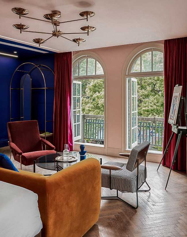 Nuovo look per l'antico YMCA Hotel: design all'insegna della sorpresa e dell'umorismo