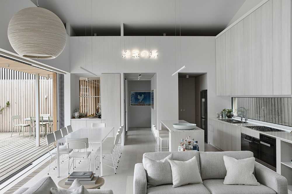 Franklin Residence, un capullo blanco de inspiración japonesa