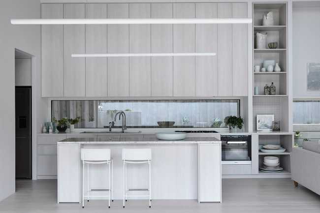 Franklin Residence, un capullo blanco de inspiración japonesa