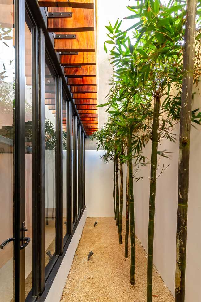 Winter House: una danza de volúmenes en la naturaleza virgen