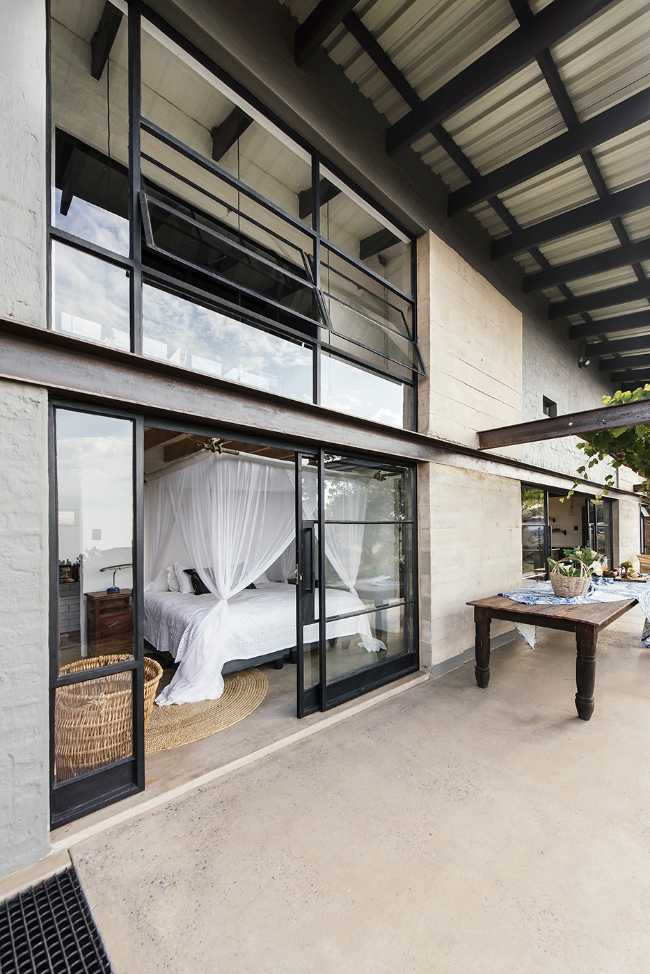 A stony façade for Cottage Rock, so you can climb the walls of your own home