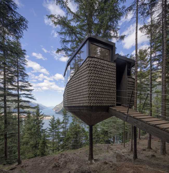 Woodnest, due case sull’albero che regalano l’esperienza di vivere la natura immergendosi in essa