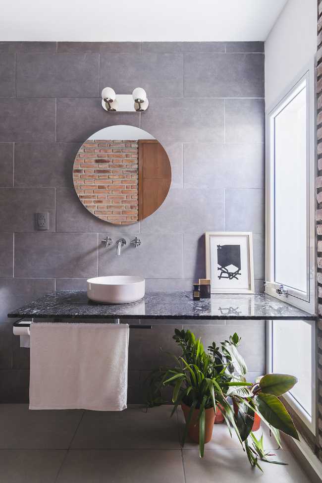 Goodbye to the boundaries between indoor and outdoor in El Quincho's project.