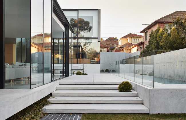 Salmon Avenue, une architecture conçue comme un témoignage de la beauté du béton brut