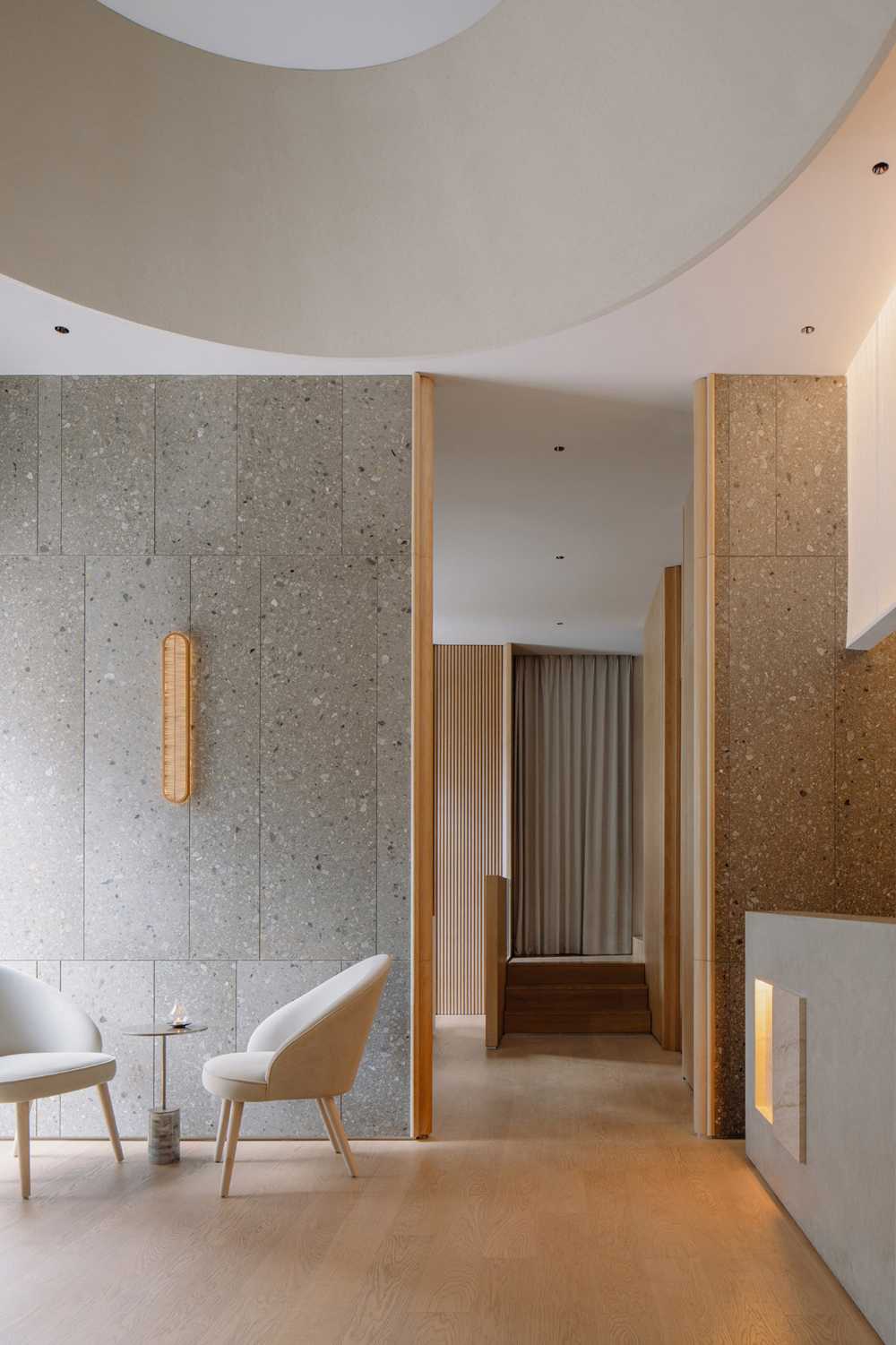 Interior design of Lunar restaurant, an oasis of refuge from the frenzy
